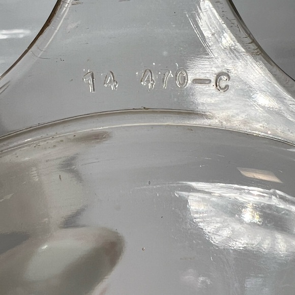 Vintage Pyrex Gooseberry Pink Cinderella Bake-Serve-Store Casserole # 472 & Lid - Picture 15 of 15